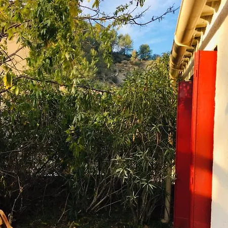 Holiday home Le Cabanon De Sandrine