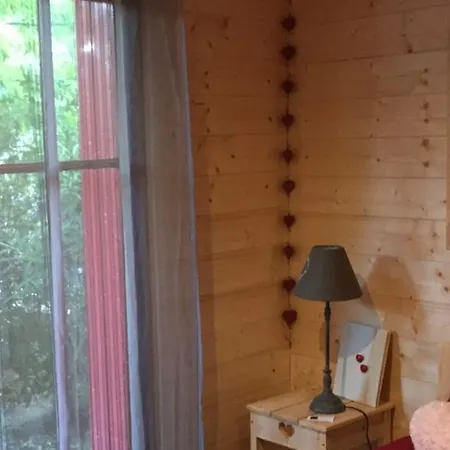 Holiday home Le Cabanon De Sandrine *