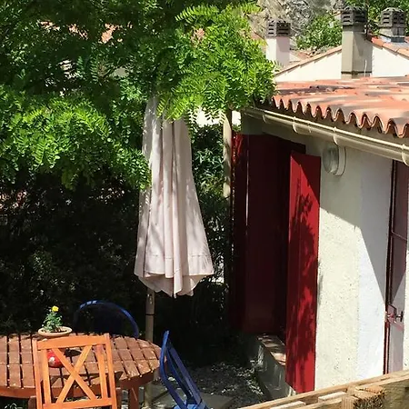 Holiday home Le Cabanon De Sandrine *